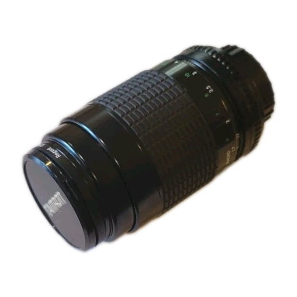 Sigma Zoom-K III 75-210mm f/3.5-4.5 manual focus telephoto lens.